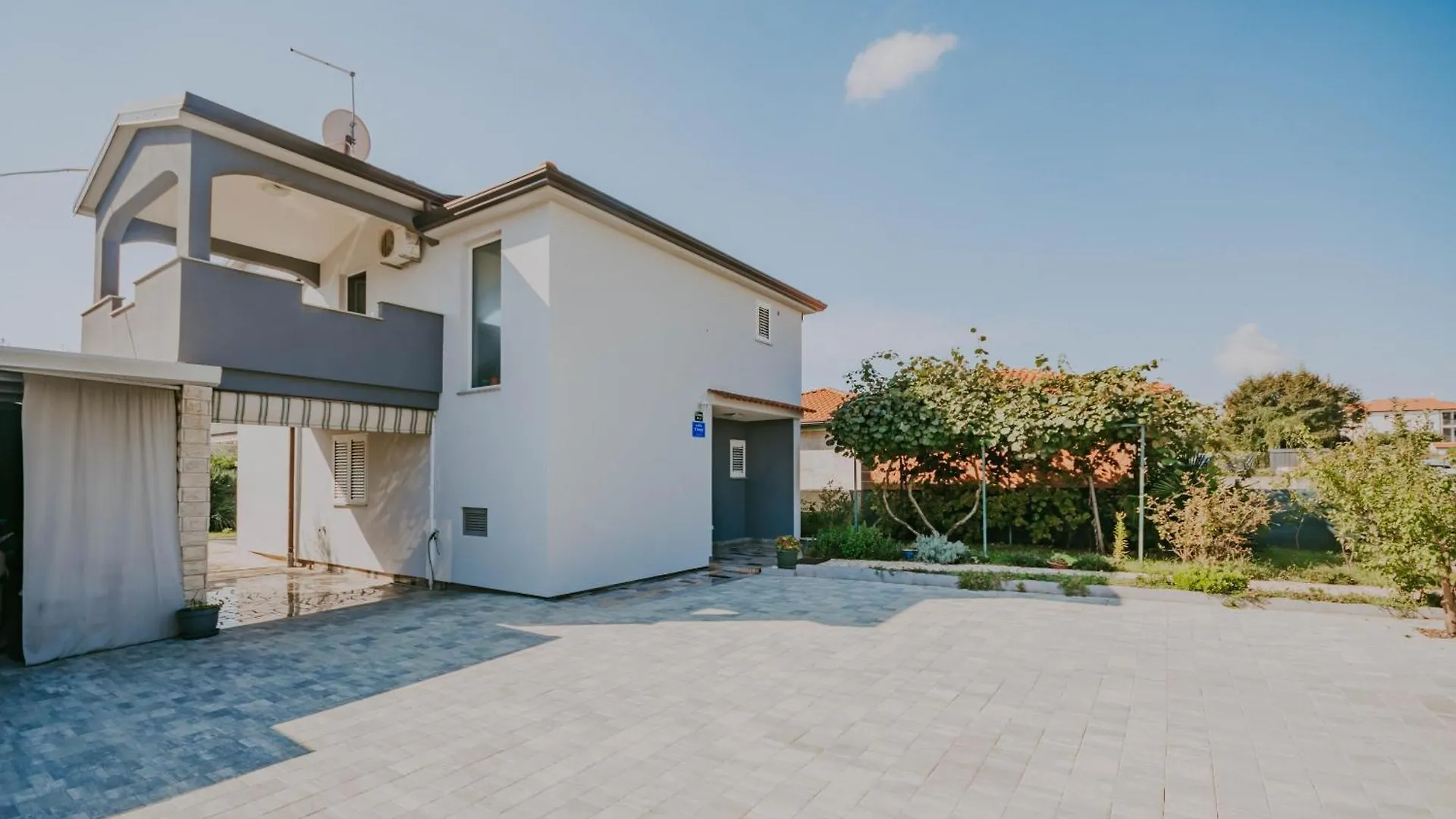 Villa Dany Kaštel